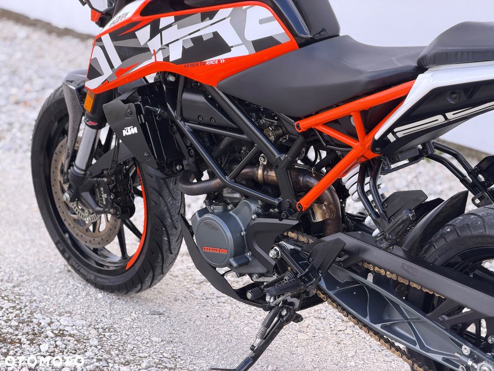 KTM Duke 125 - 9