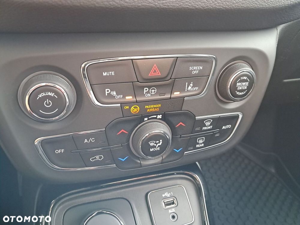 Jeep Compass 2.0 MJD Limited 4WD S&S - 25