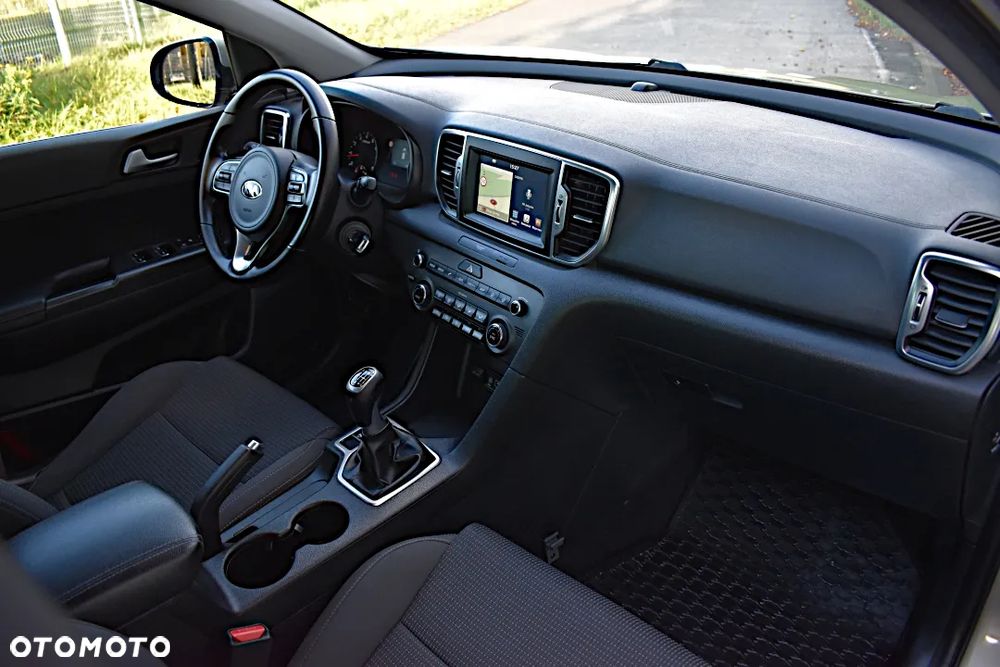 Kia Sportage 1.6 GDI 2WD Black Edition - 34