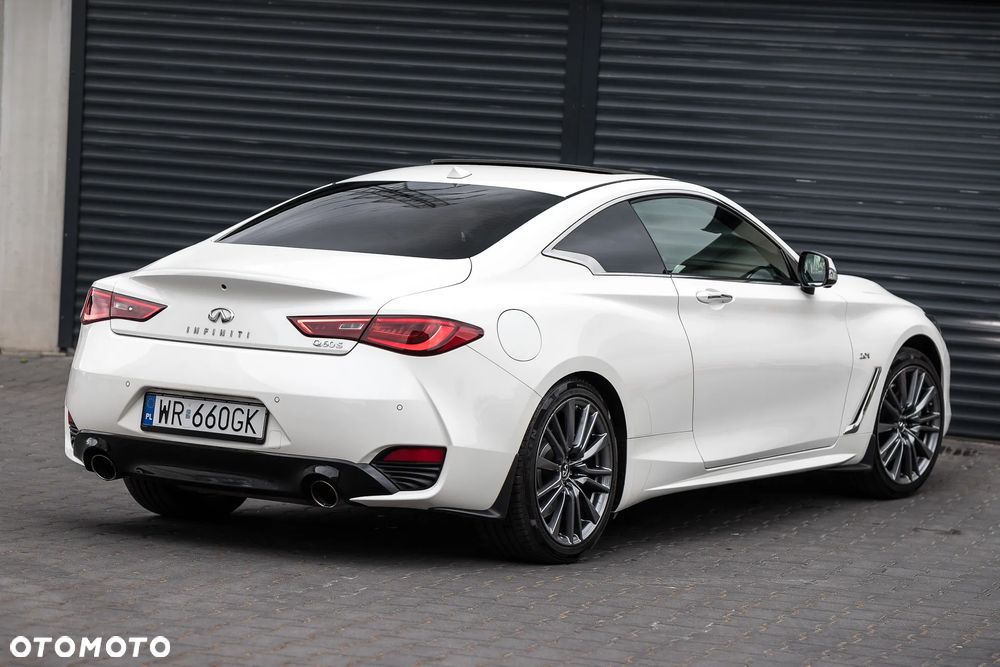 Infiniti Q60 2.0t Sport Tech - 9