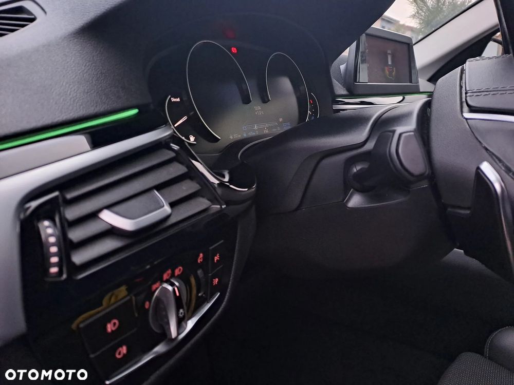 BMW Seria 5 530d xDrive Sport Line - 14