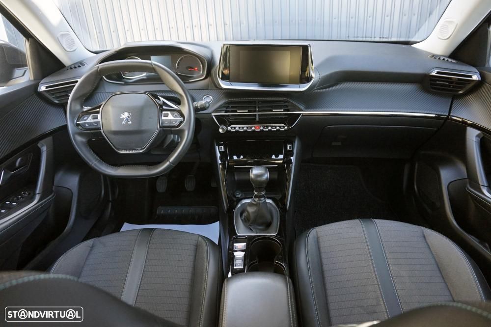 Peugeot 2008 1.2 PureTech Allure - 6