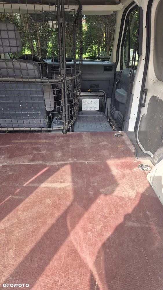 Ford Transit Connect - 10