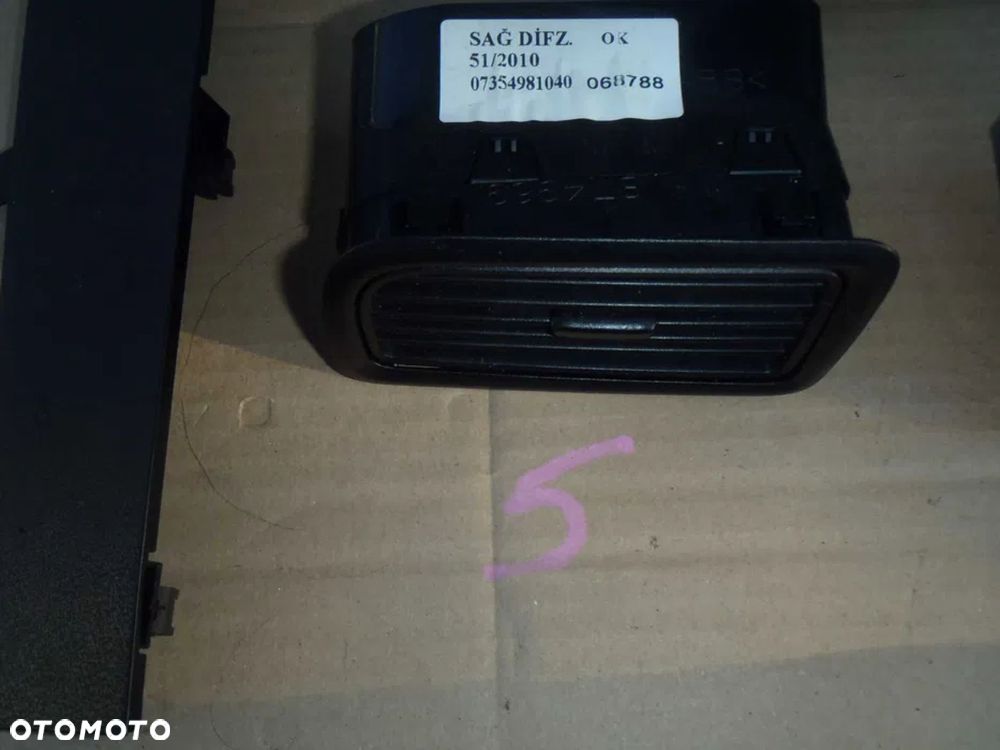 nakładka zaślepka listwa deski doblo II combo d 2011r - 4