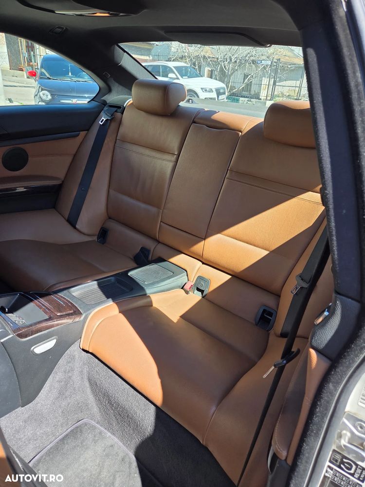 BMW Seria 3 320d - 14