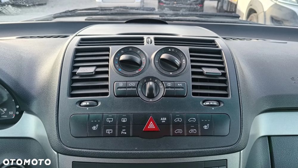 Mercedes-Benz Viano - 14
