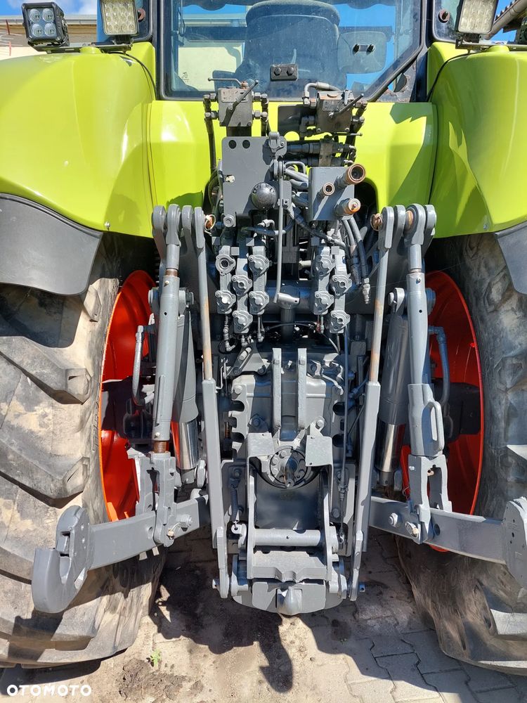 Claas Axion 820 - 4