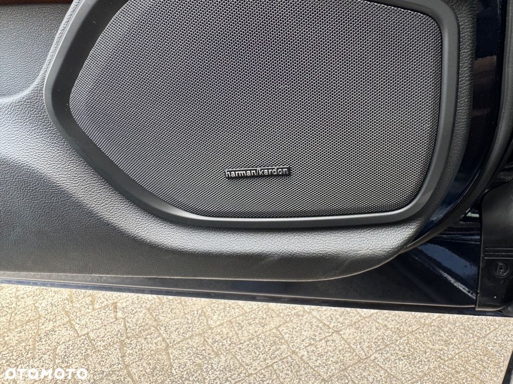 Maserati Ghibli GranSport - 36