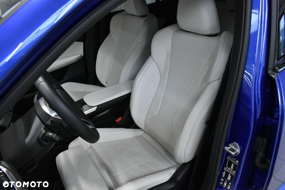 BMW X2 - 11