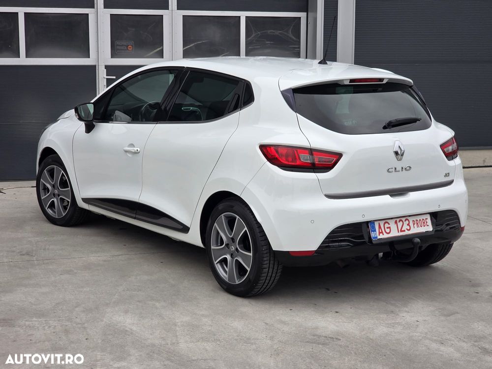 Renault Clio III 1.5dCi Night&Day - 4