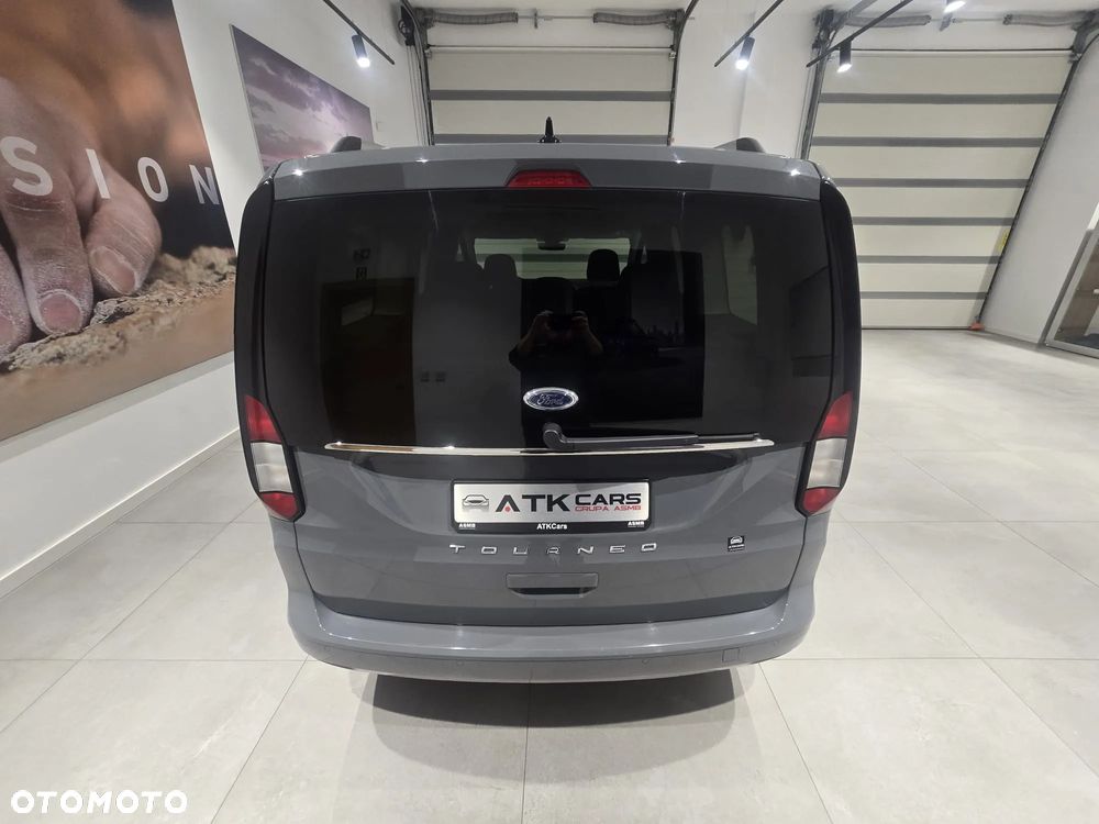 Ford Tourneo Connect 2.0 EcoBlue Titanium - 6