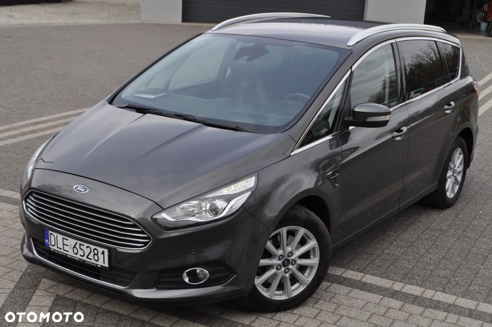 Ford S-Max - 19