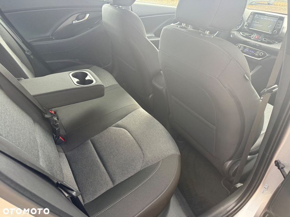 Hyundai i30 1.5 T-GDI 48V-Hybrid Prime - 13