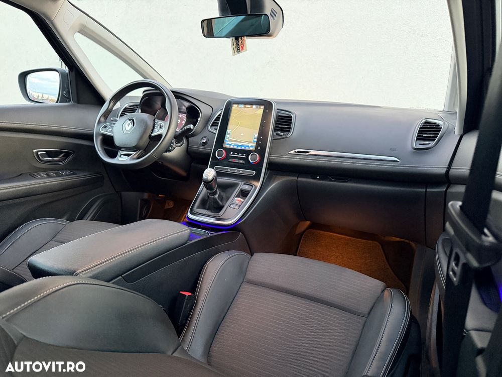 Renault Scenic BLUE dCi 120 BUSINESS EDITION - 19