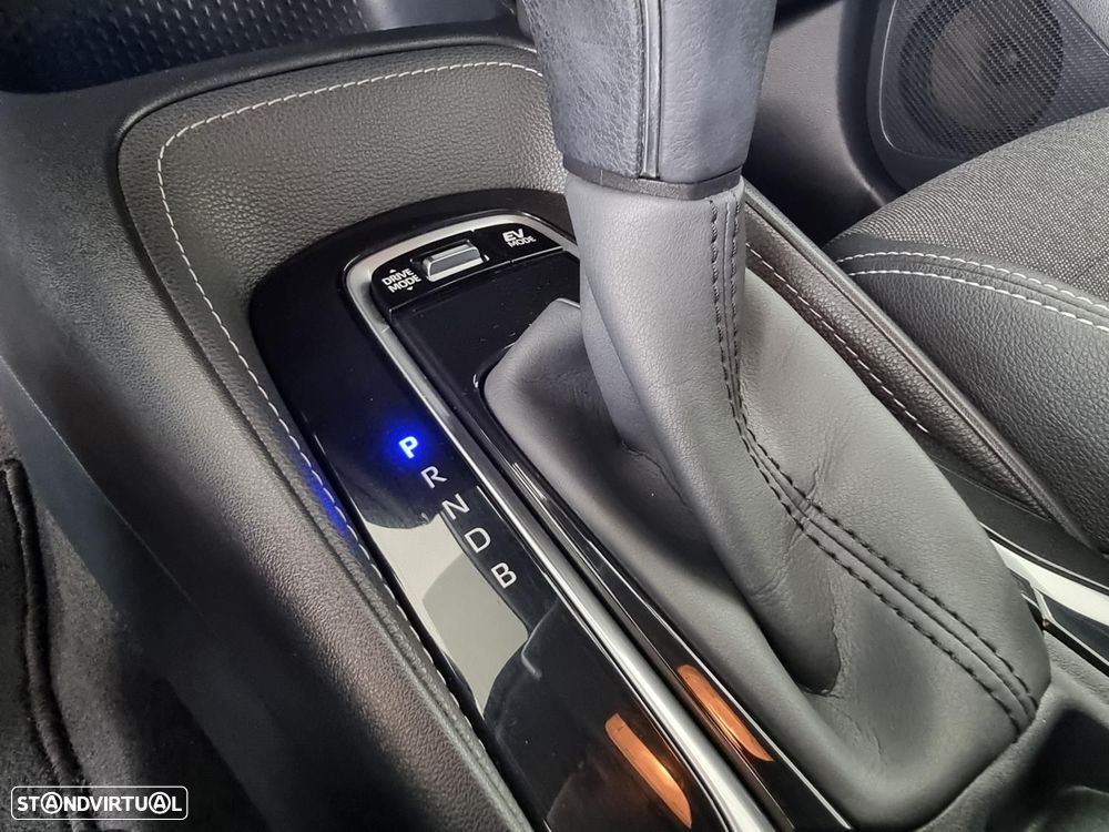 Toyota Corolla 1.8 Hybrid Comfort+P.Sport - 31