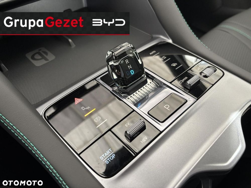 BYD Seal U - 18