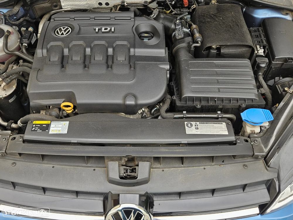 VW Golf 1.6 BlueTDI Cup - 14
