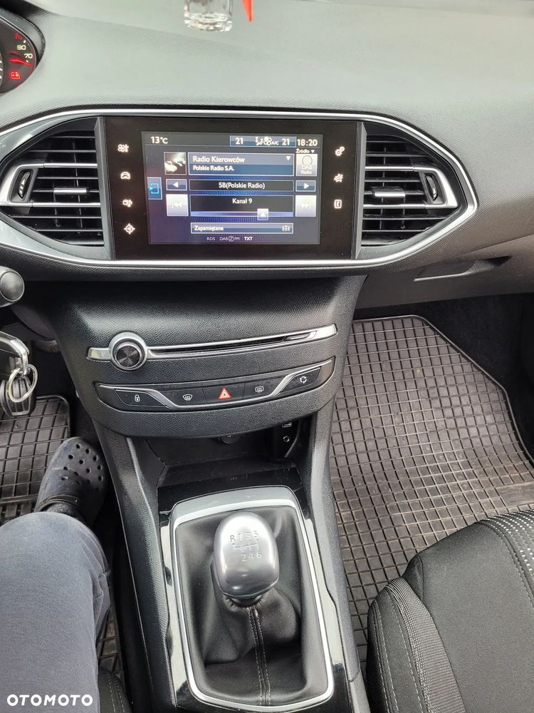 Peugeot 308 BlueHDi 120 Stop & Start Allure - 28