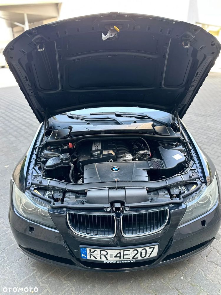 BMW Seria 3 320i - 18