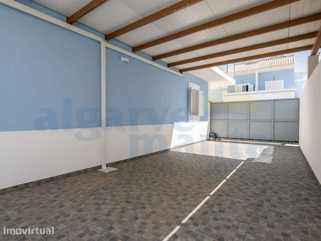 Exclusivo Algarve Manta Properties!
Moradia T4 com Estacionamento ... - Grande imagem: 3/41