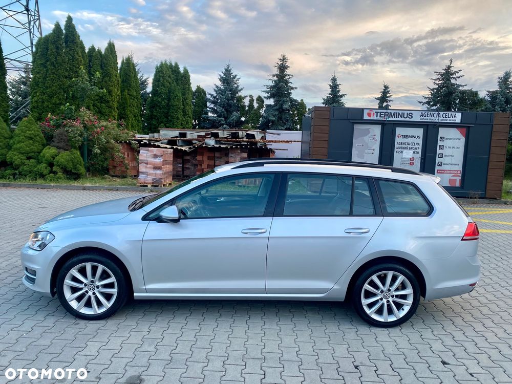 Volkswagen Golf - 2