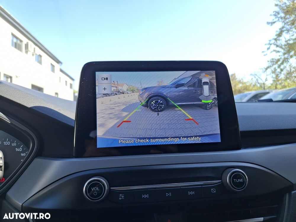 Ford Focus 1.5 EcoBlue Connected - 13