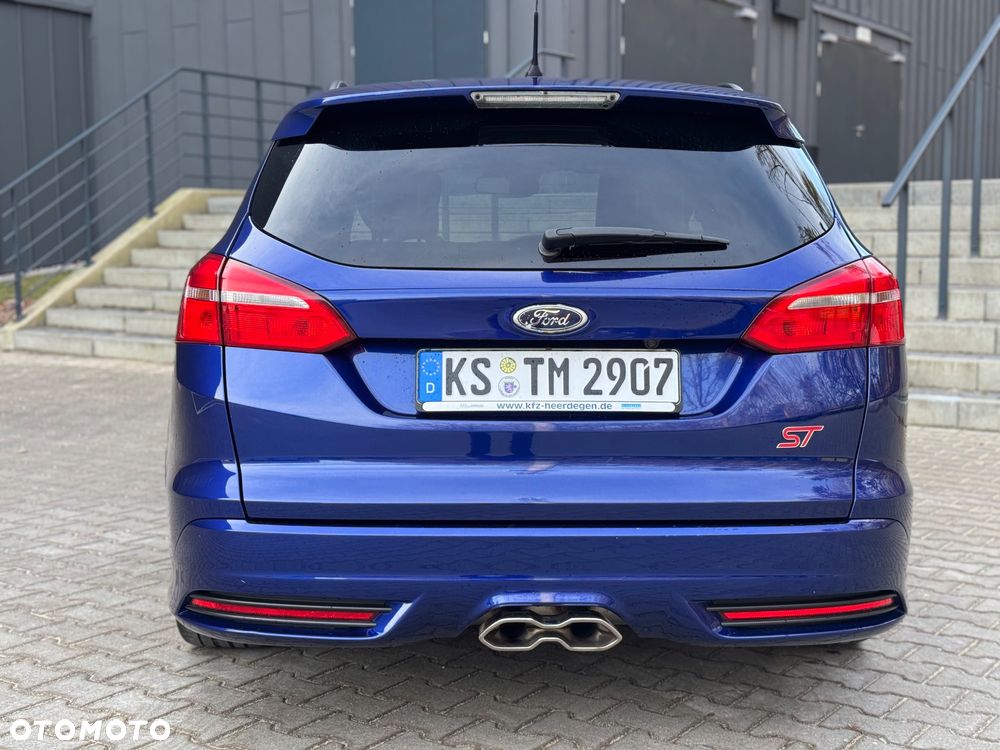 Ford Focus 2.0 TDCi ST - 11