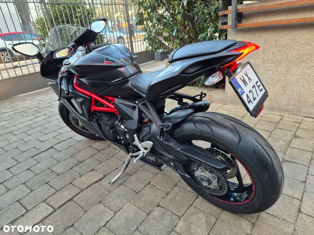 MV AGUSTA F3 - 10