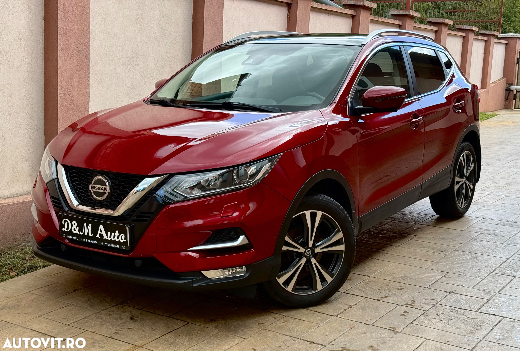 Nissan Qashqai - 2