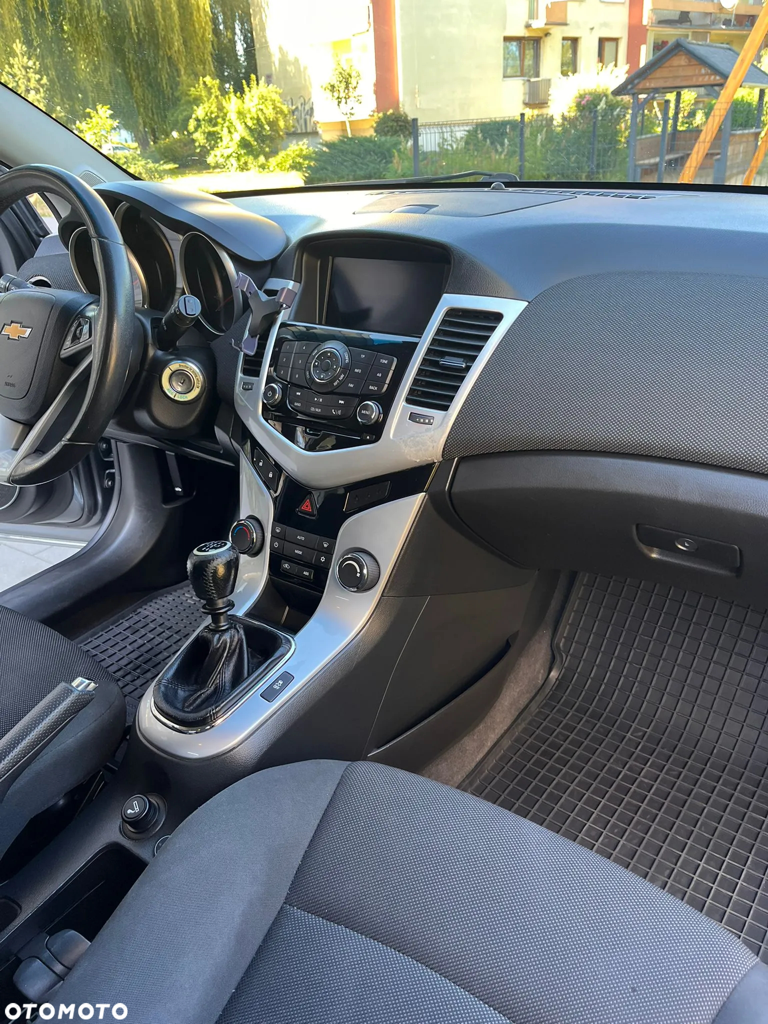 Chevrolet Cruze 1.8 LTZ - 19