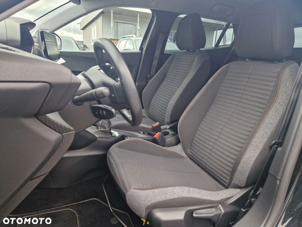 Peugeot 2008 1.2 PureTech Active S&S - 10