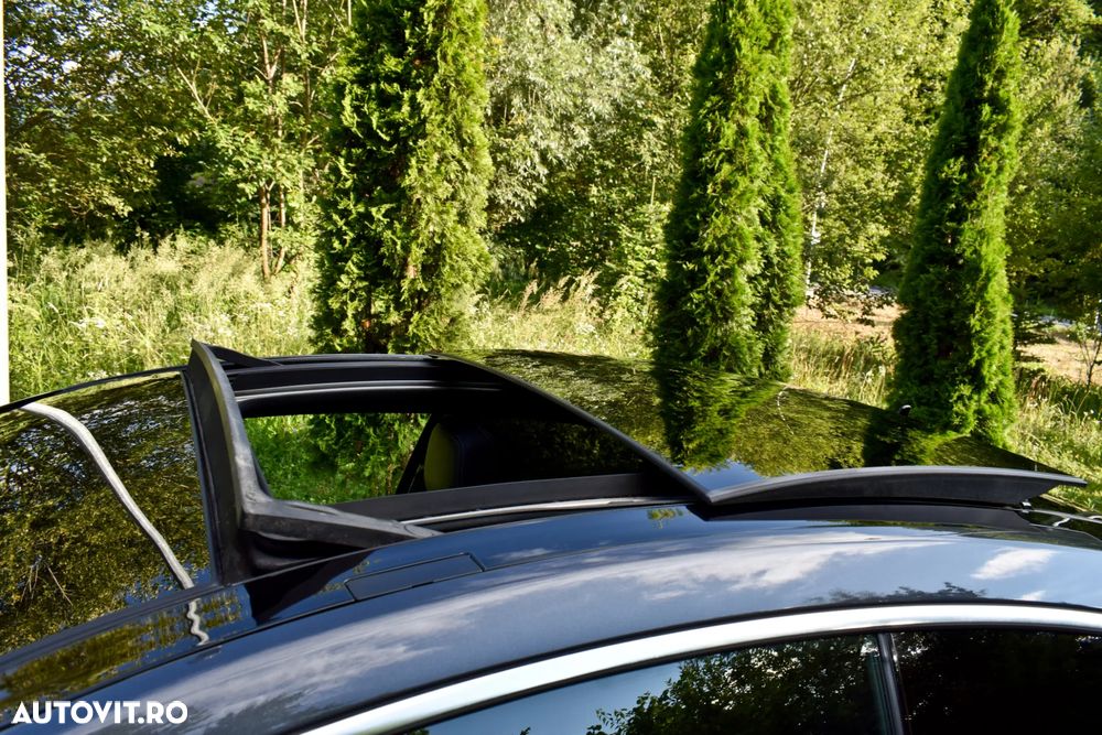 Mercedes-Benz E - 38