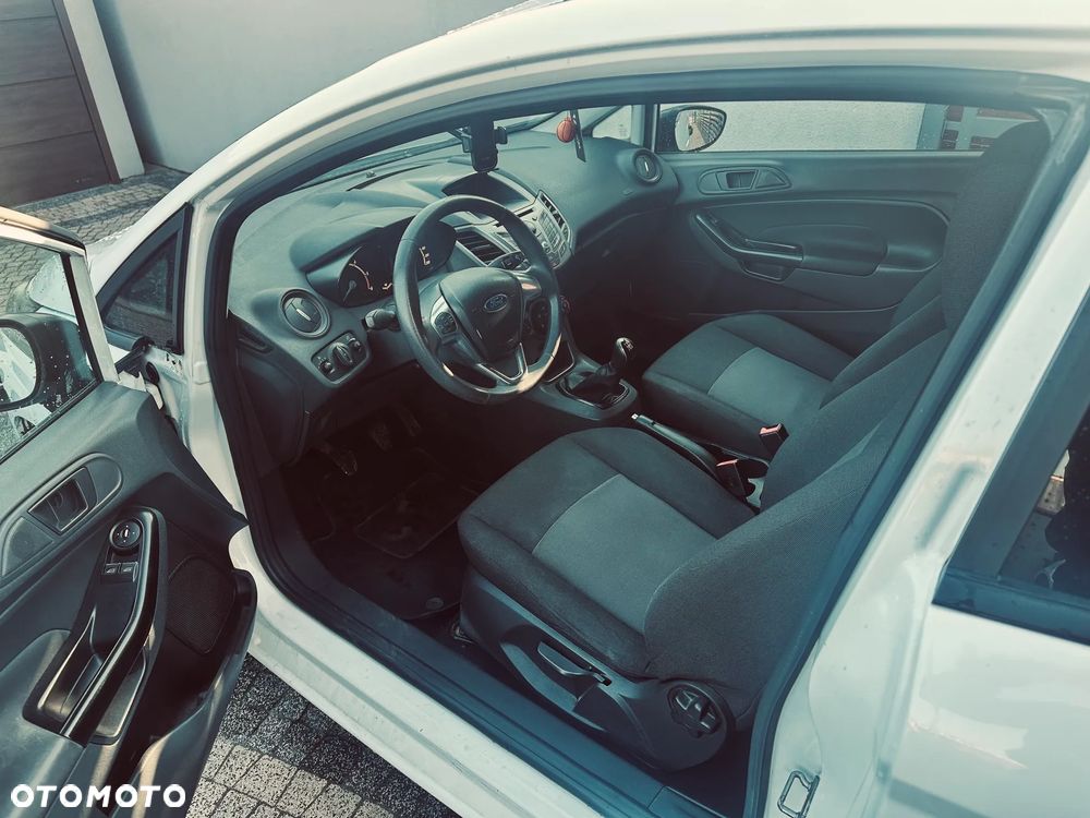 Ford Fiesta - 7
