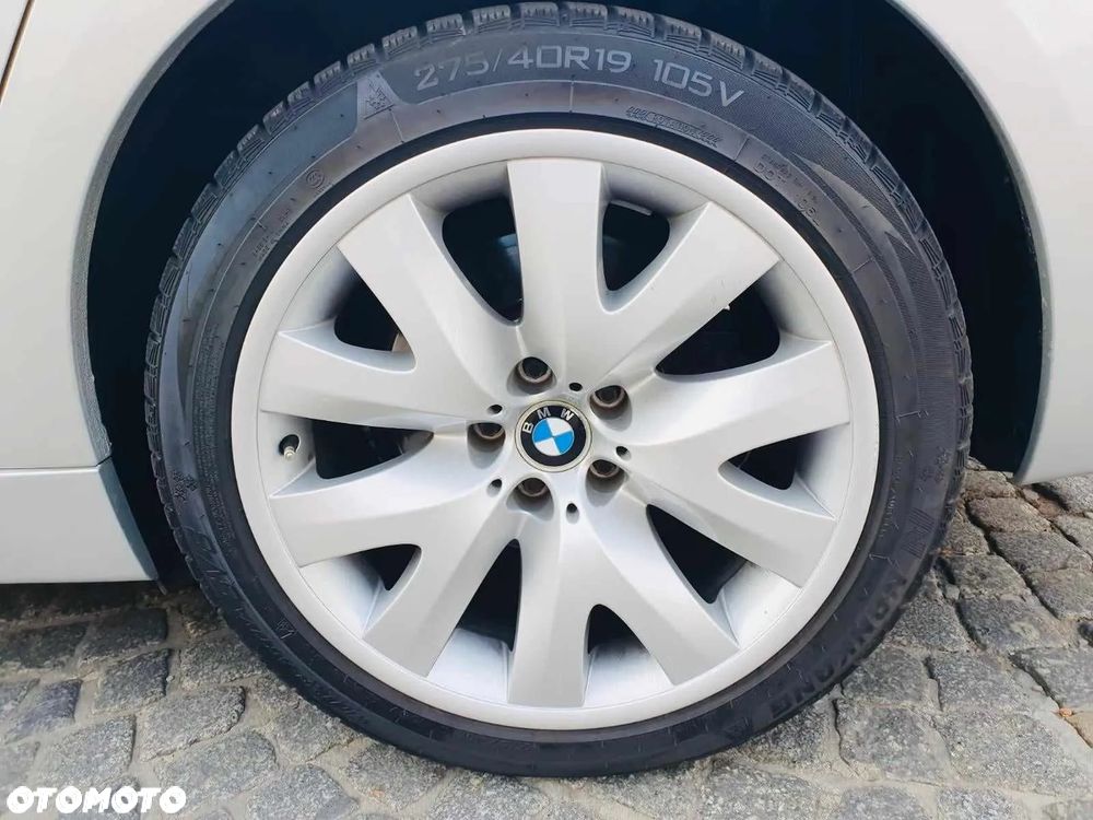BMW Seria 7 740i - 11