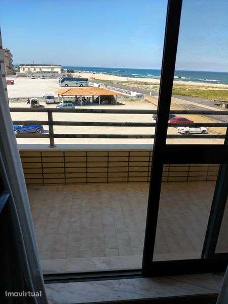 Apartamento T3 com varanda - Grande imagem: 3/12
