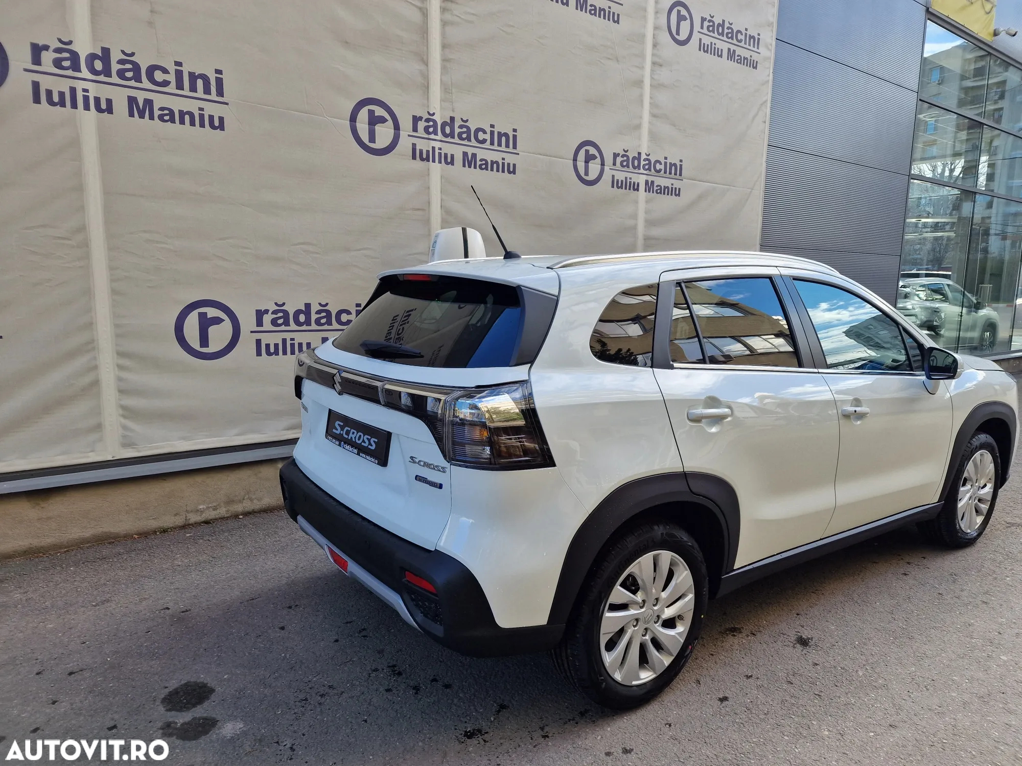 Suzuki SX4 S-Cross 1.4 Boosterjet MHEV 6AT Passion - 3