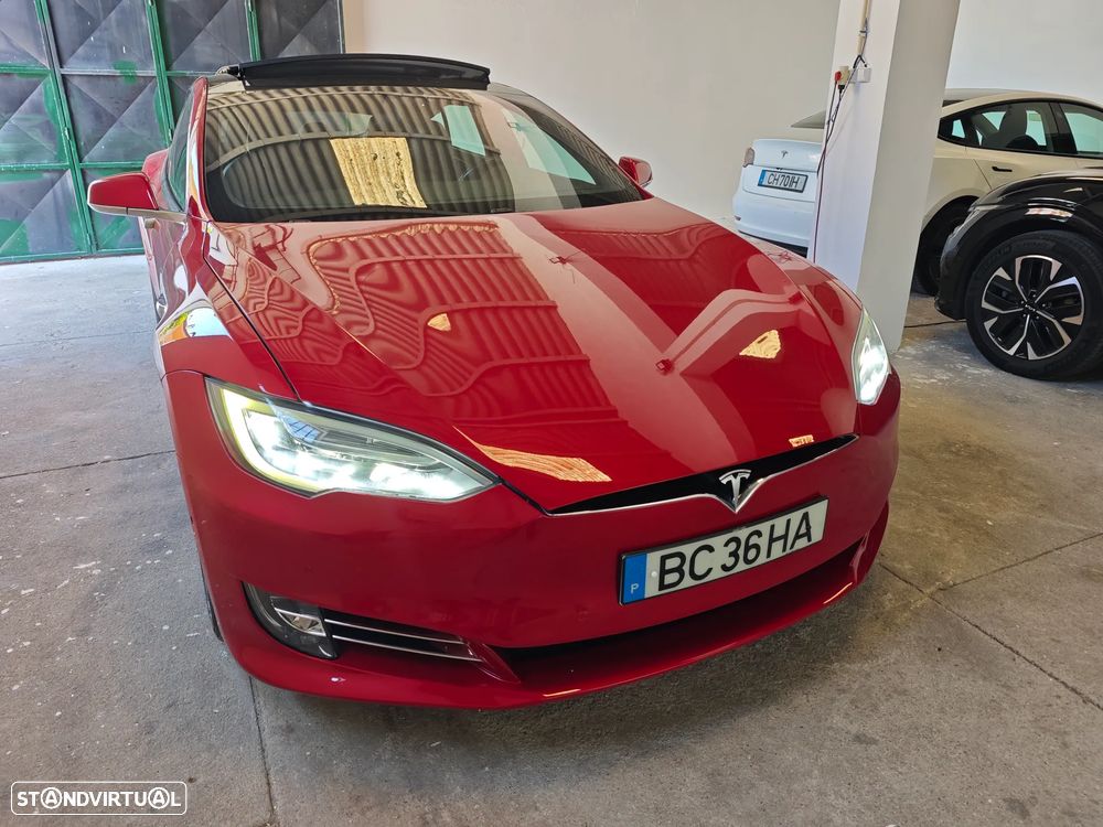 Tesla Model S 100D - 19