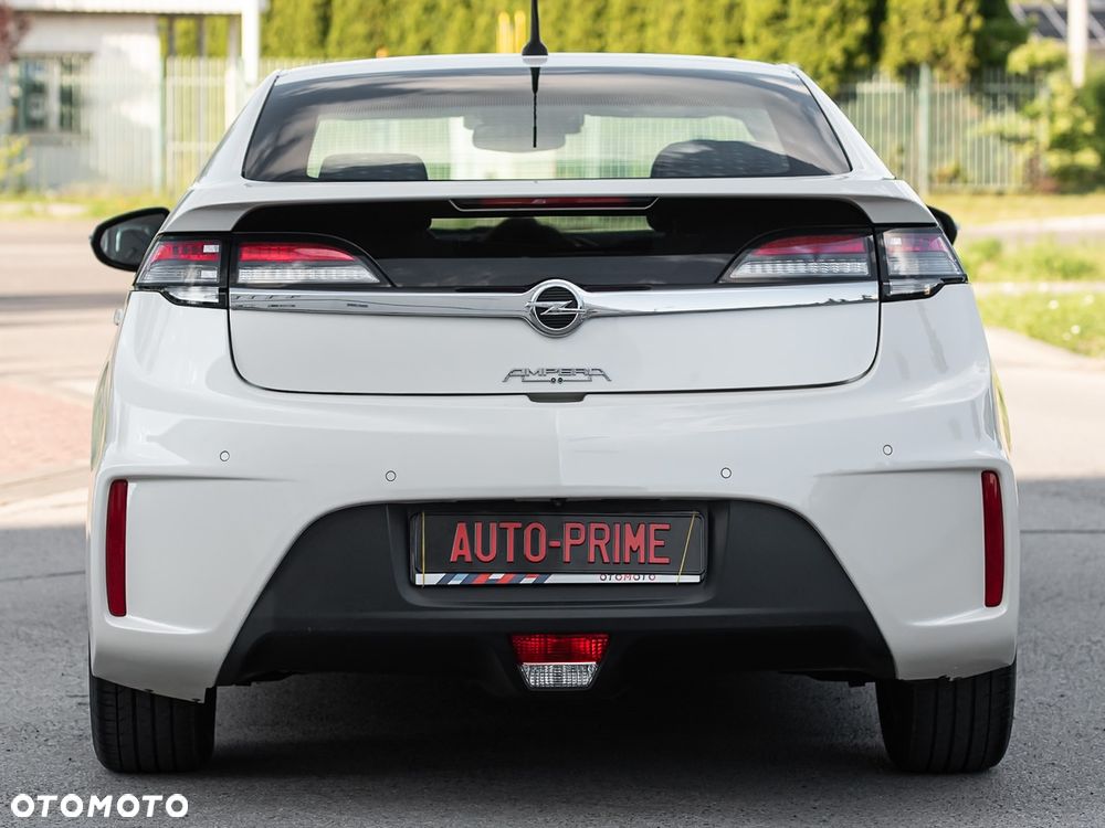 Opel Ampera - 11