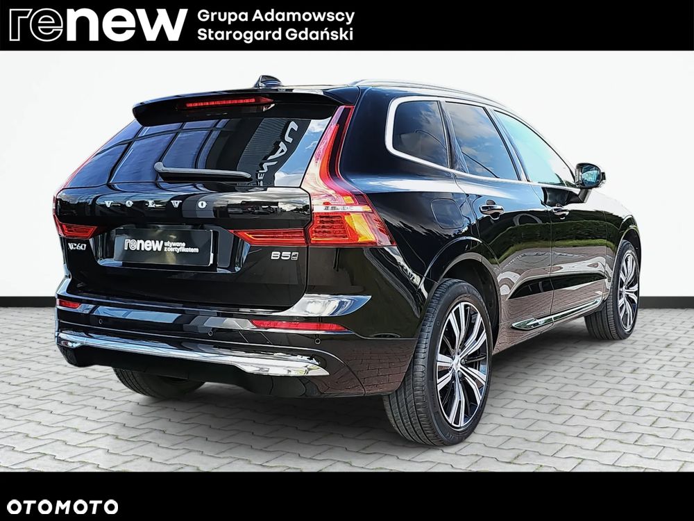 Volvo XC 60 B5 D AWD Ultimate Bright - 11