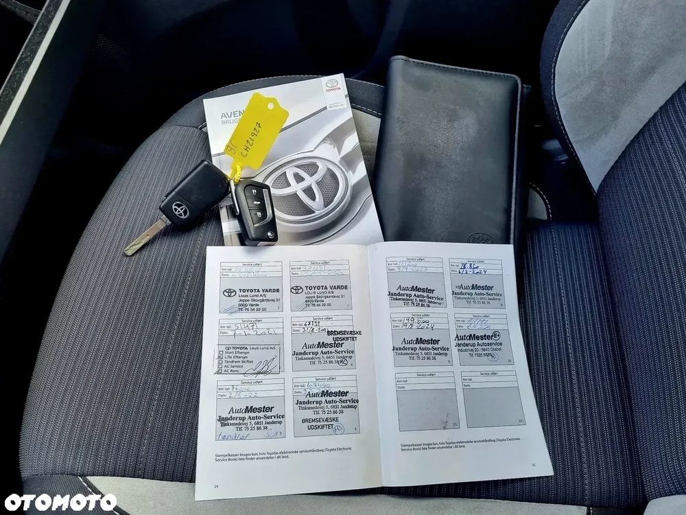 Toyota Avensis 1.8 Prestige - 22