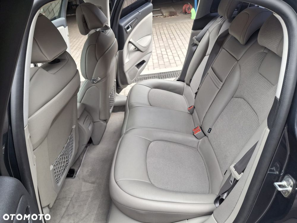 Citroën C5 2.0 HDi Exclusive - 10