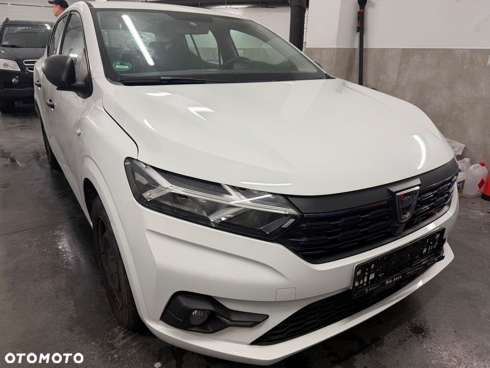 Dacia Sandero - 1