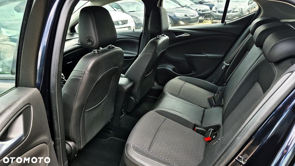 Opel Astra 1.4 T GPF Elite S&S - 32