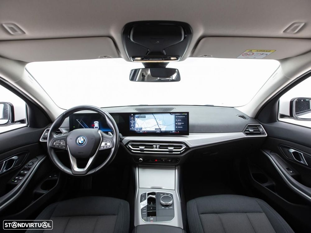 BMW 320 e Pack Essence Auto - 8