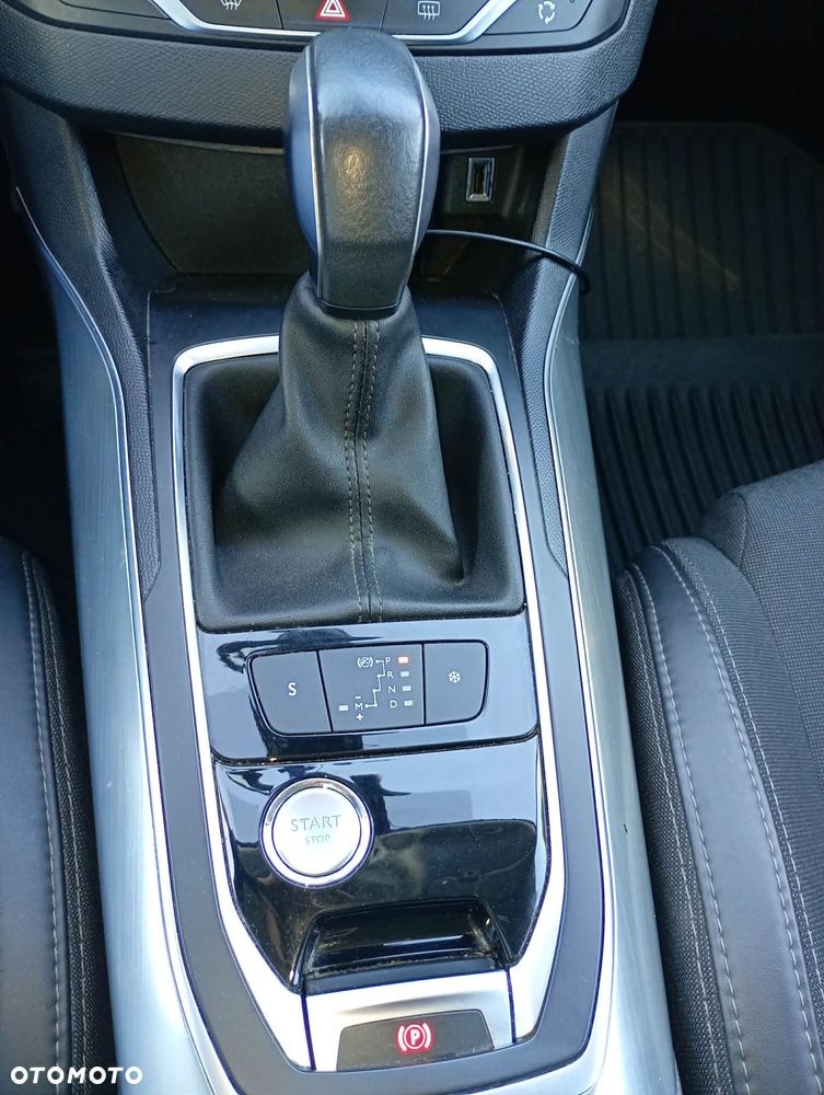 Peugeot 308 - 12