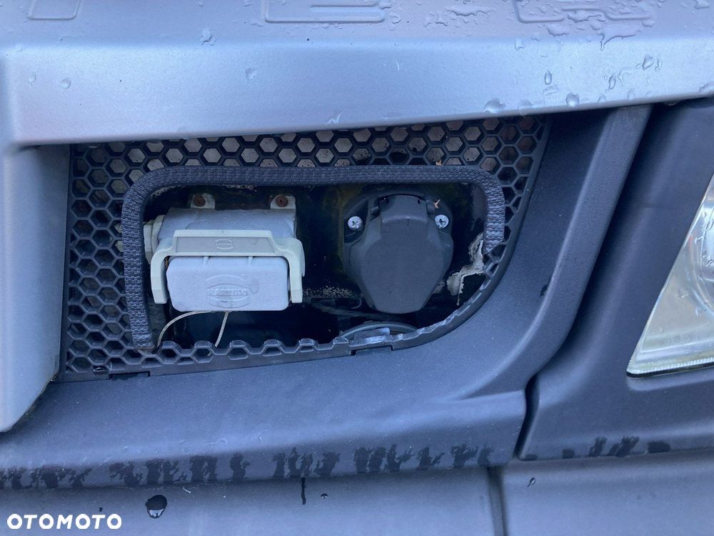 Inny PFAU Piaggio Porter 4X4 Skrzynia odśnieżarka Pług 5655km 2012 - 6