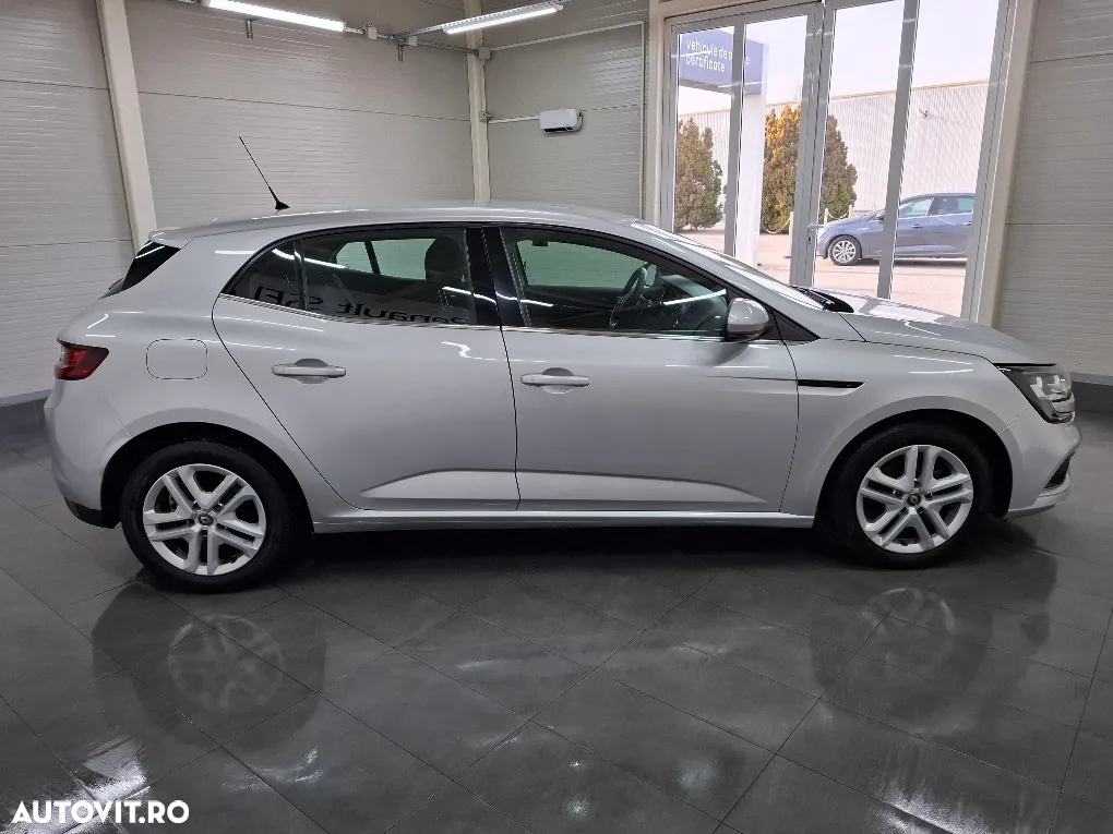 Renault Megane Blue dCi EDC Zen - 8
