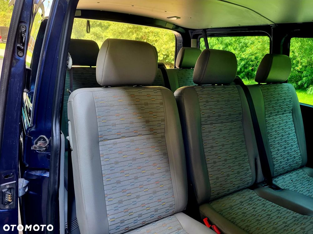 Volkswagen Transporter - 13