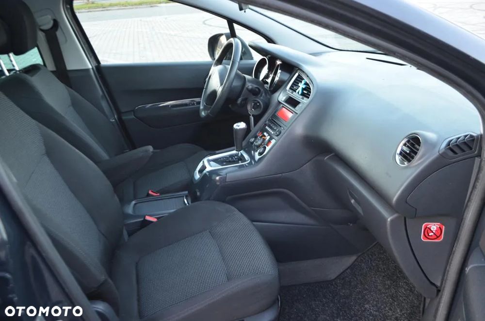 Peugeot 5008 HDI 160 Automatik Business-Line - 20