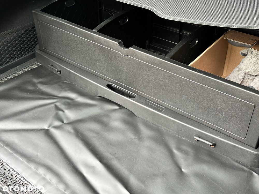 Porsche Cayenne S - 31